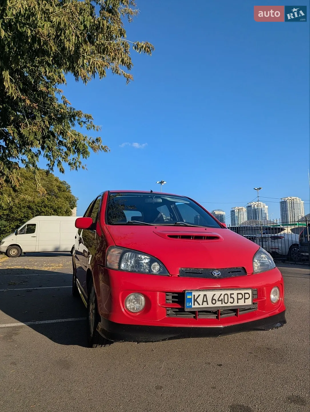 Daihatsu YRV, 2004