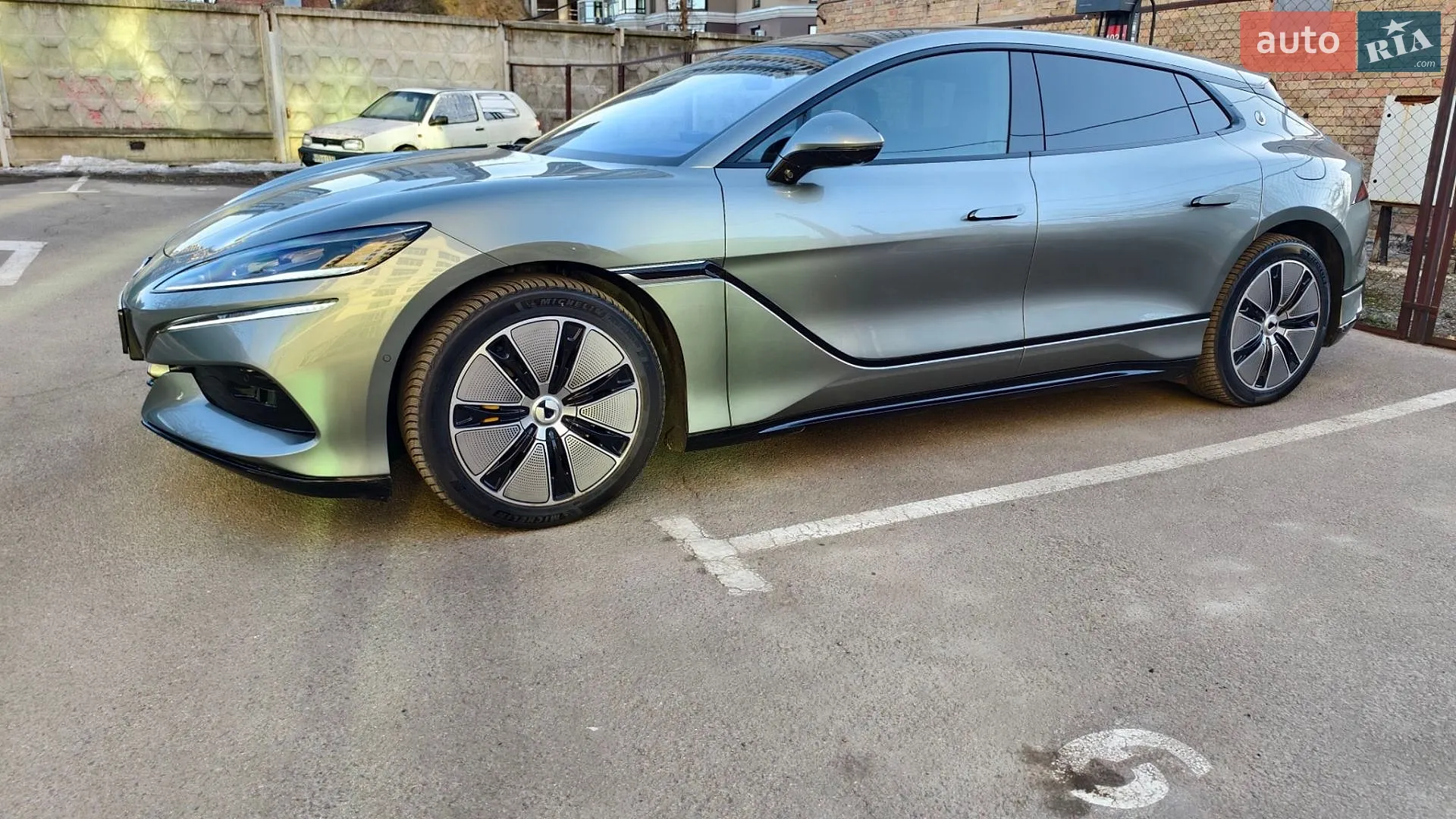 Denza Z9 GT, 2024