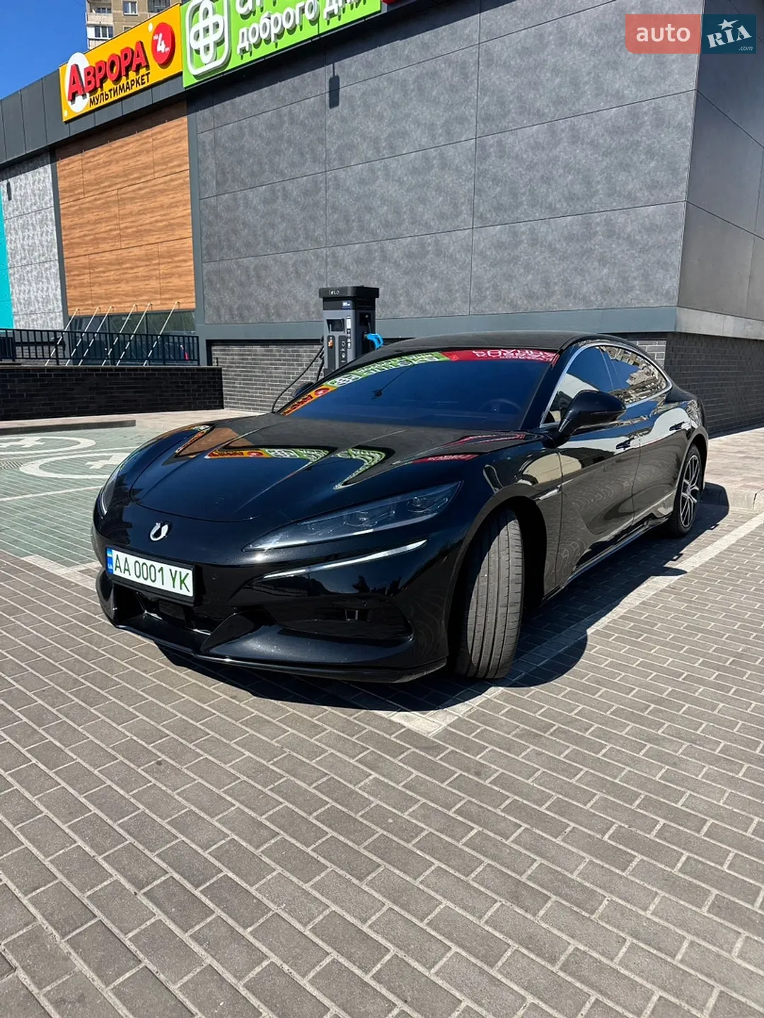 Denza Z9, 2025
