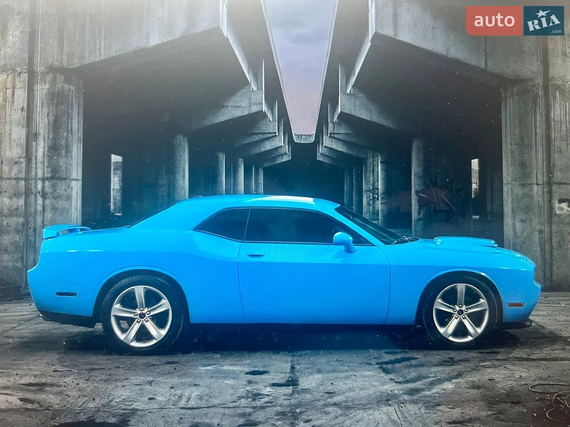 Dodge Challenger, 2012
