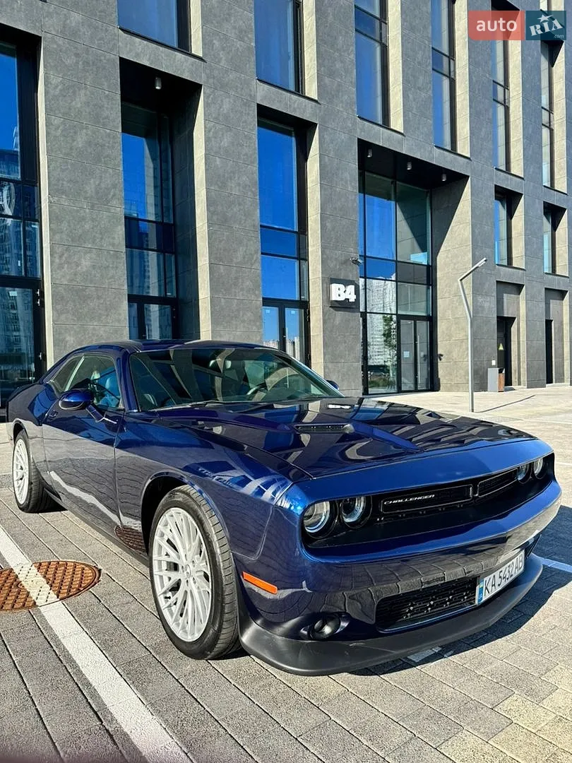 Dodge Challenger, 2016