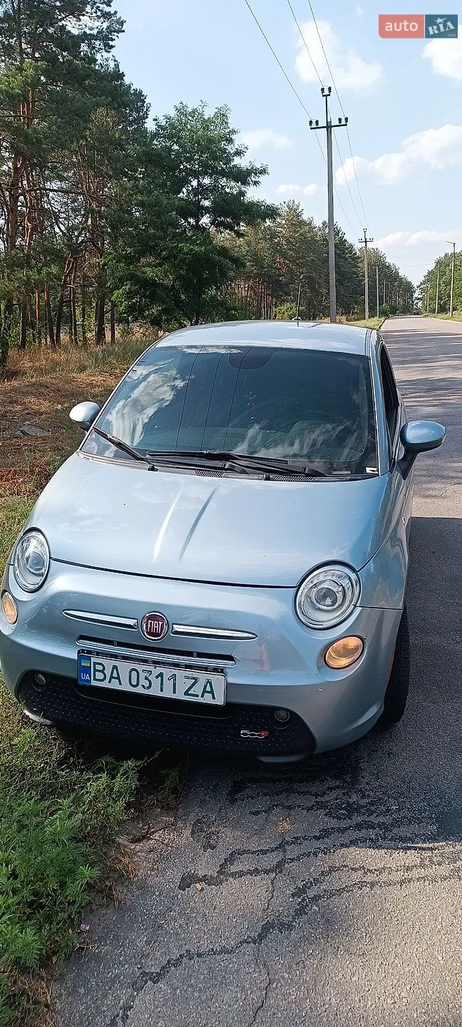 Fiat 500e, 2015