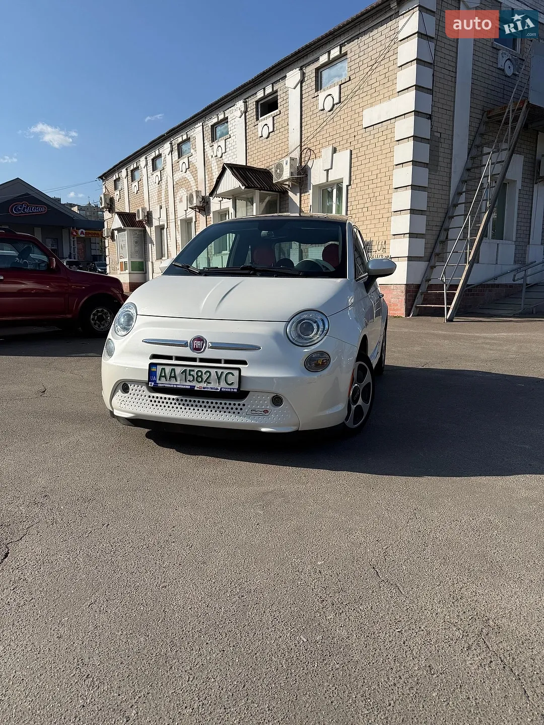 Fiat 500e, 2015