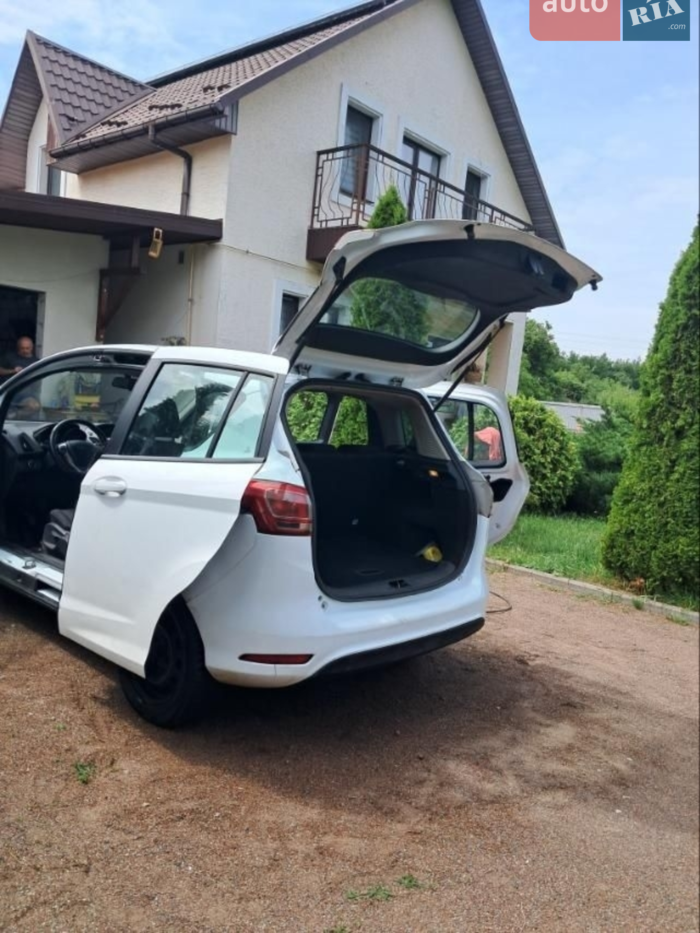 Ford B-Max, 2013