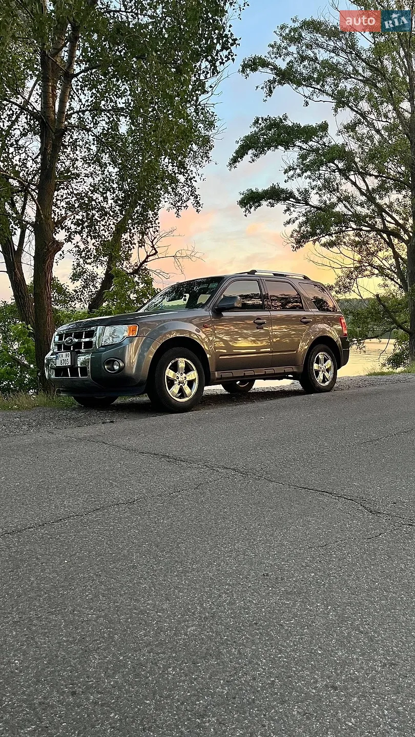 Ford Escape, 2012