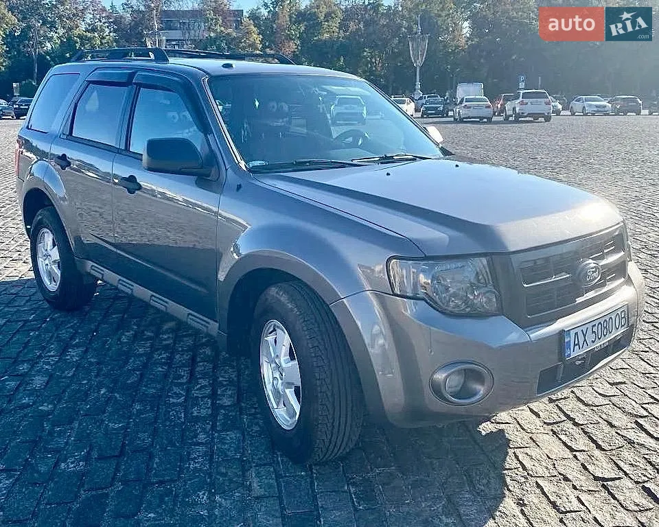 Ford Escape, 2011