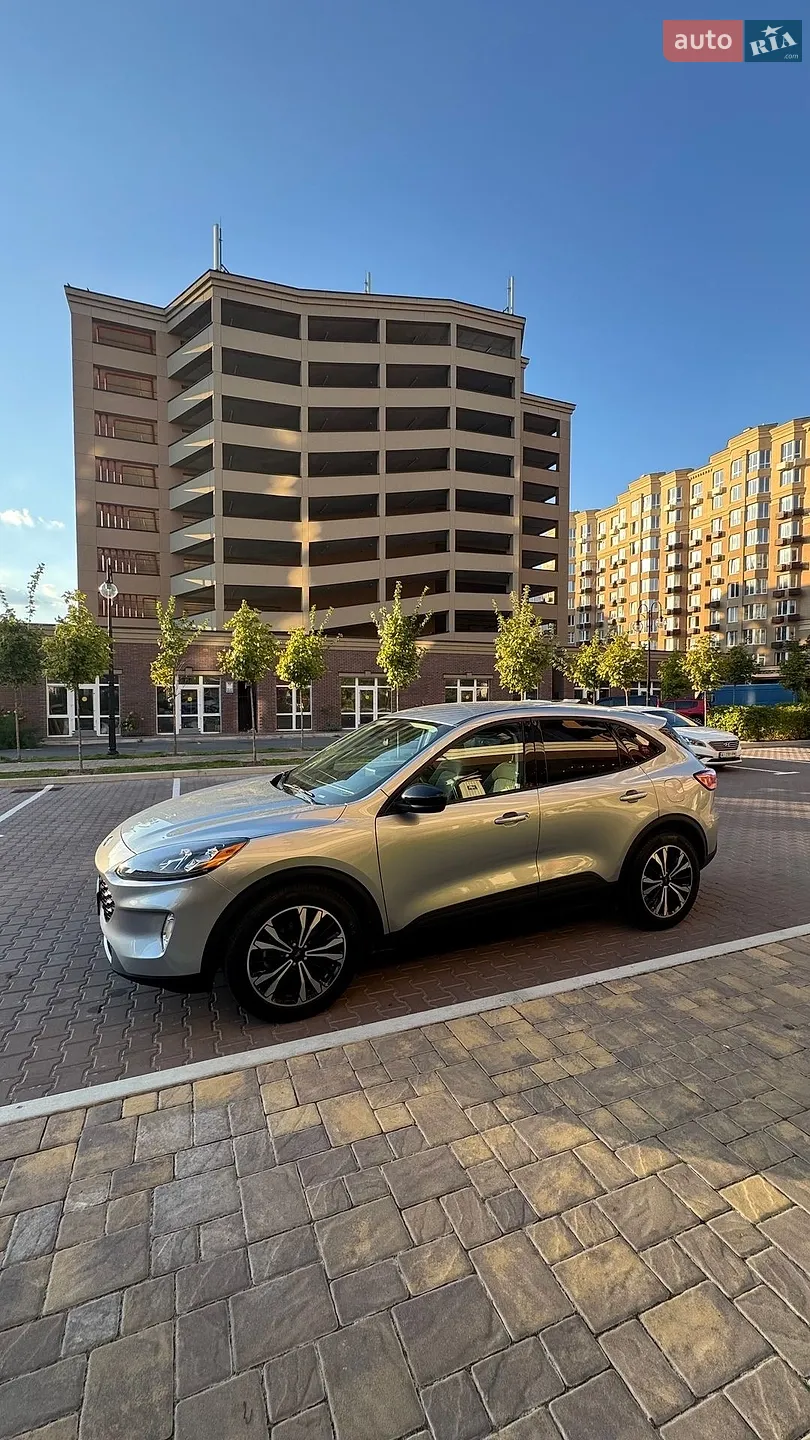 Ford Escape, 2022