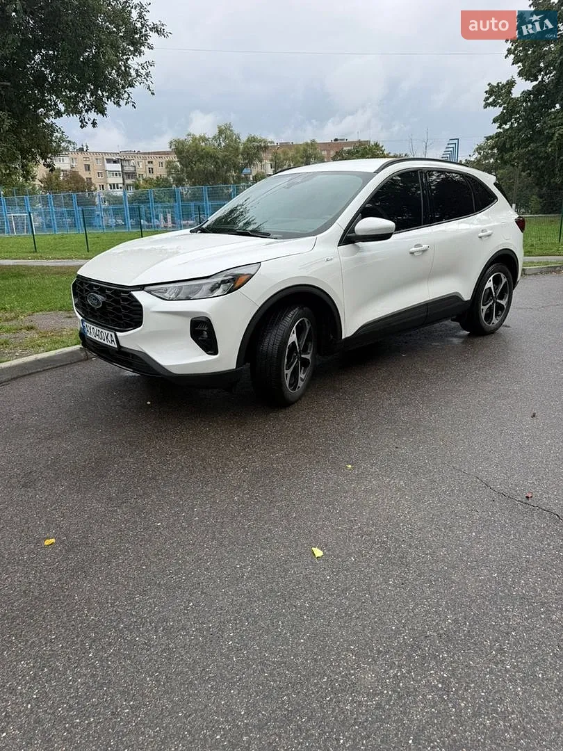 Ford Escape, 2024