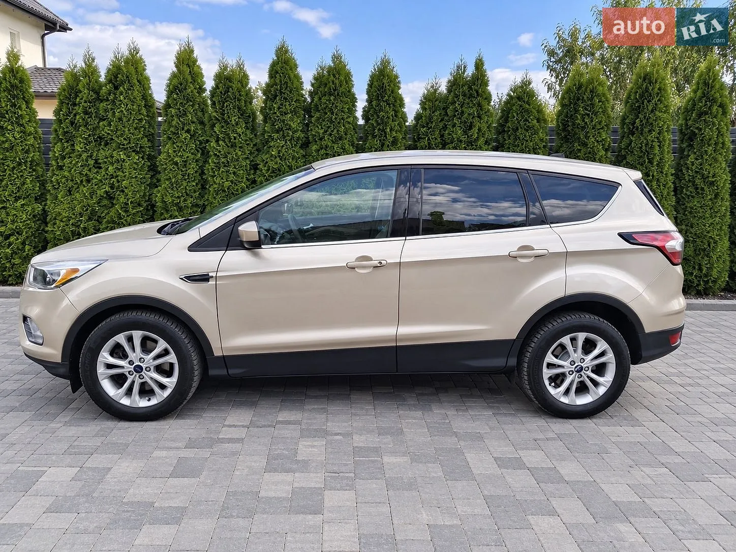 Ford Escape, 2017