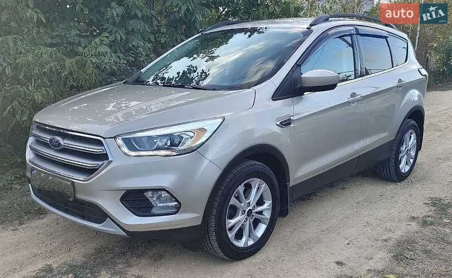 Ford Escape, 2016