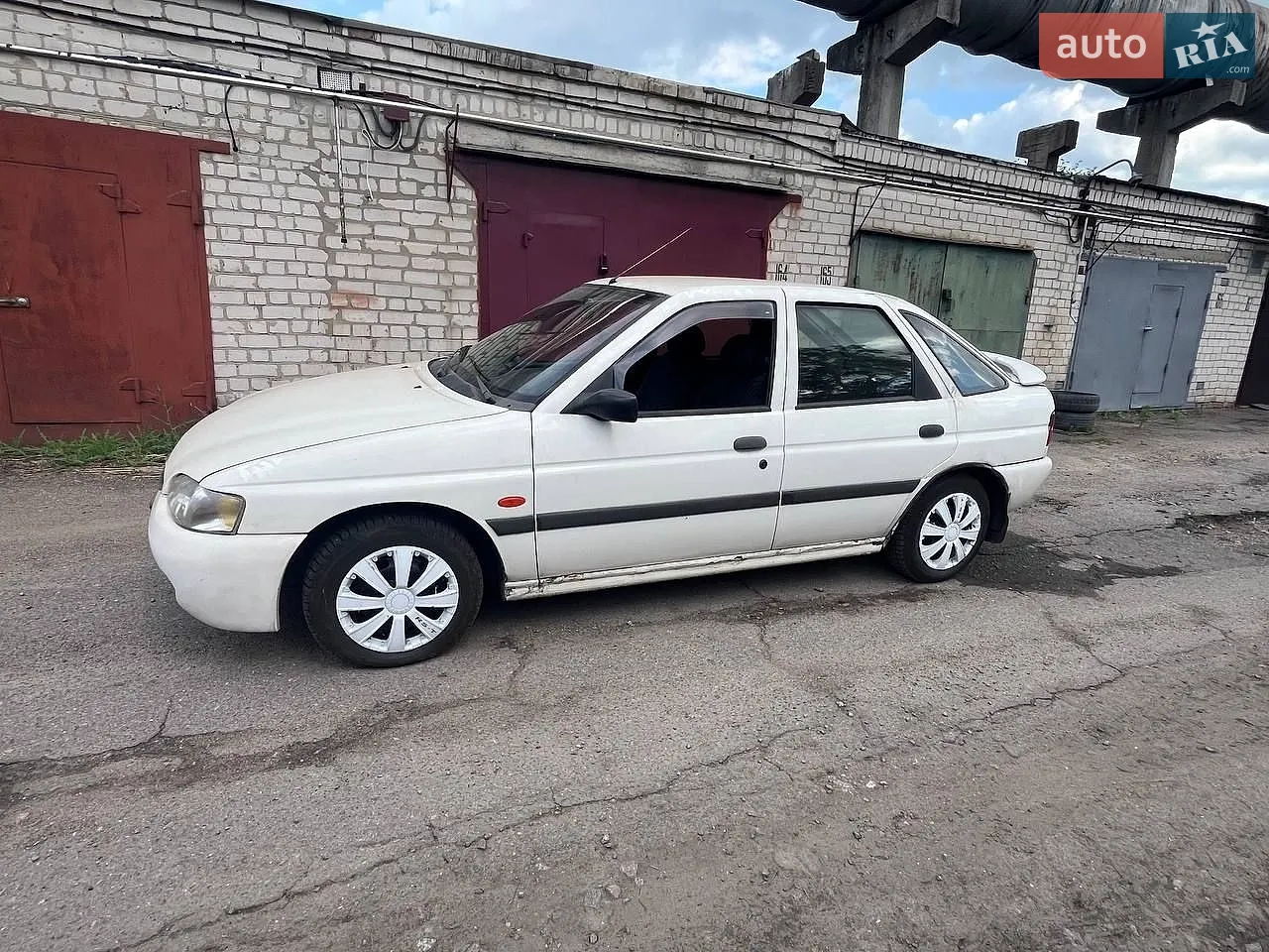 Ford Escort, 1997