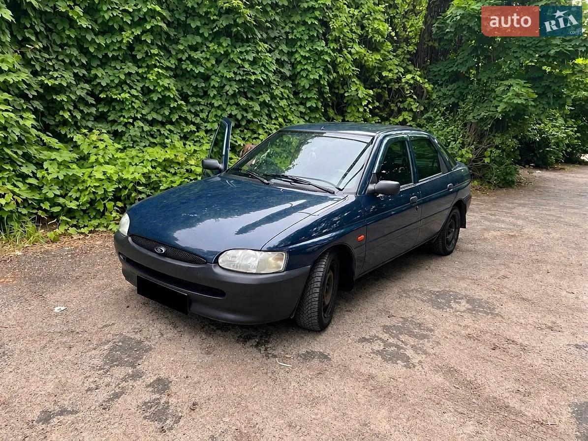 Ford Escort, 1999