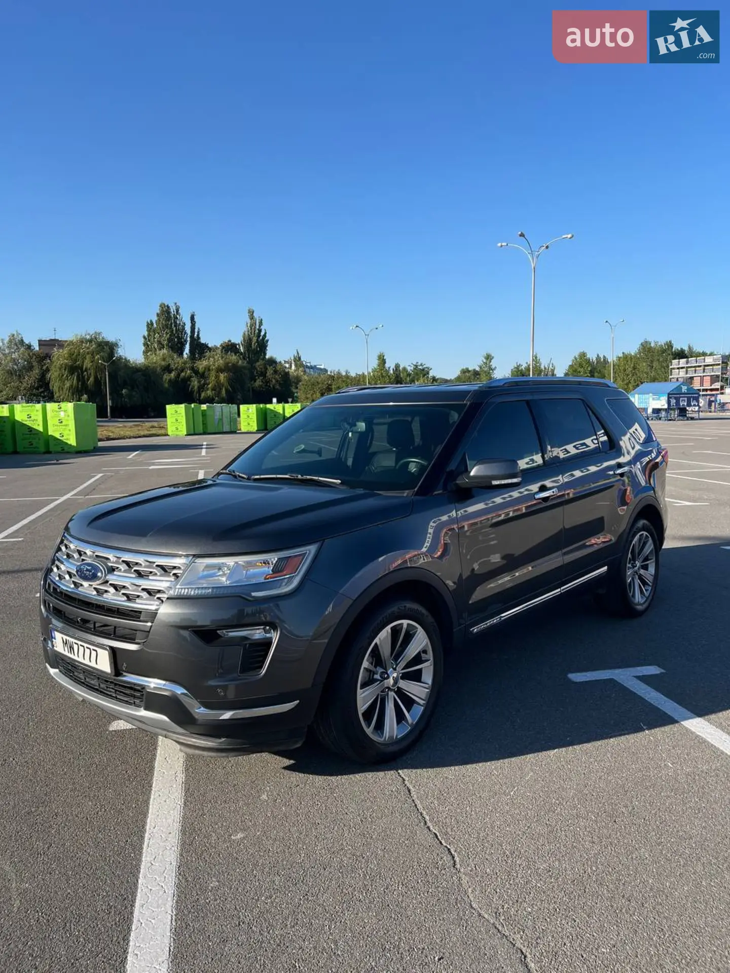 Ford Explorer 2018 — 1