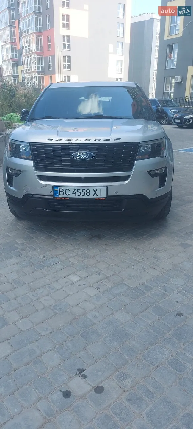 Ford Explorer, 2019