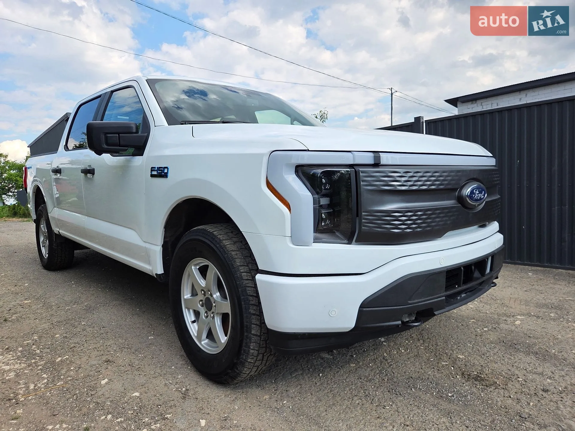 Ford F-150 Lightning, 2024