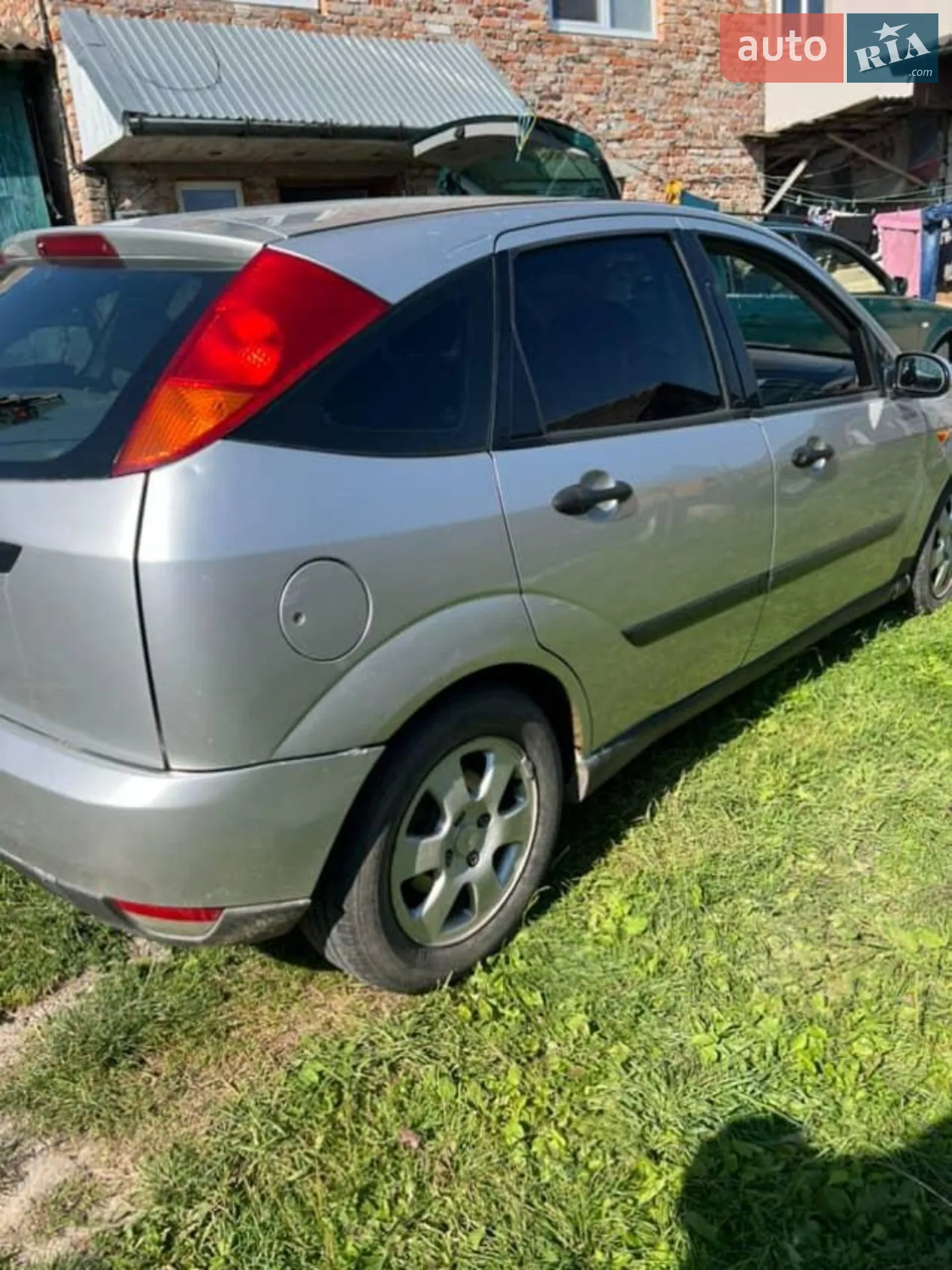 Ford Focus, 2001