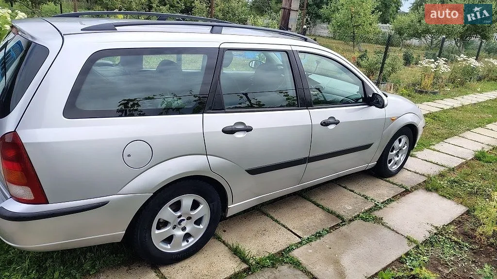 Ford Focus, 2004