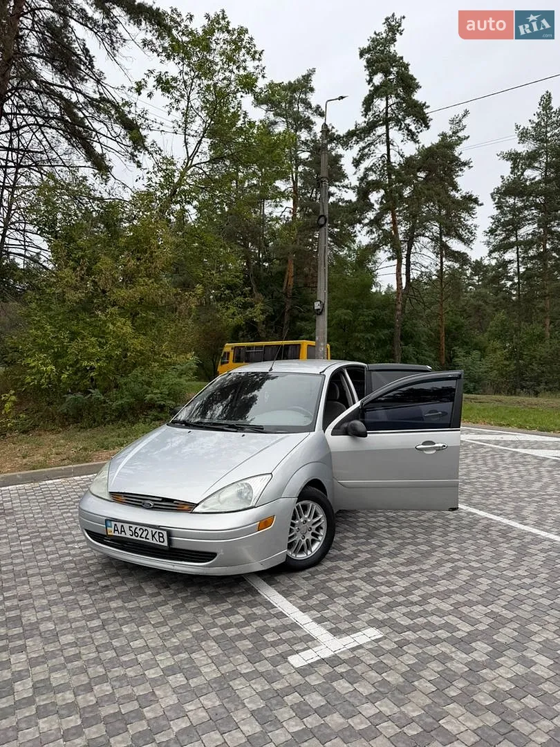 Ford Focus, 2000