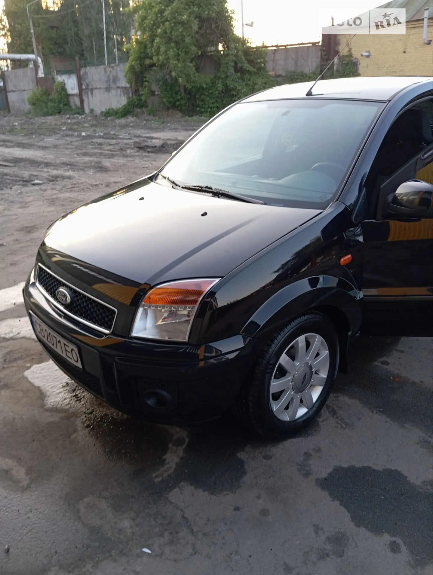 Ford Fusion, 2010