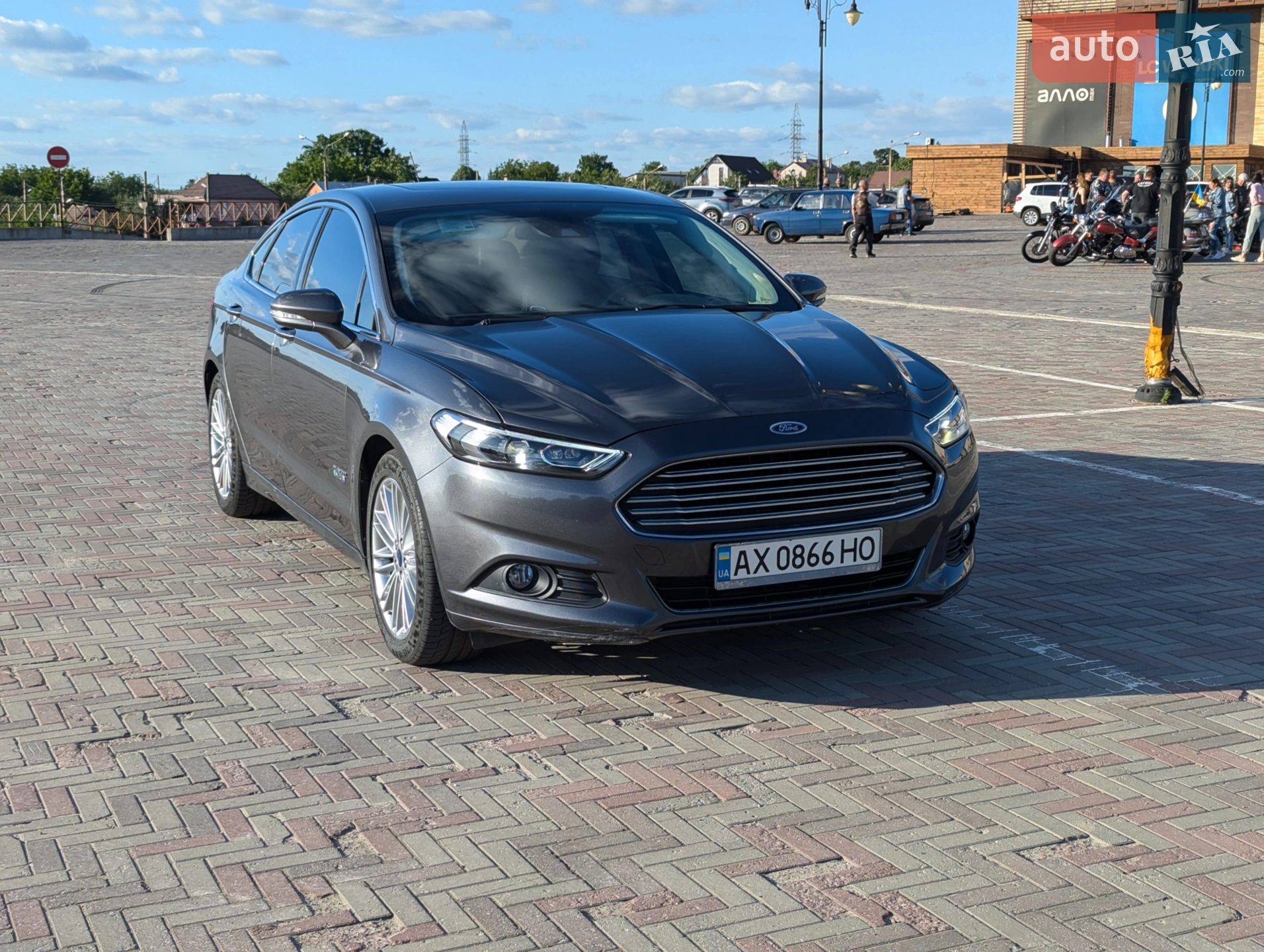 Ford Fusion, 2014
