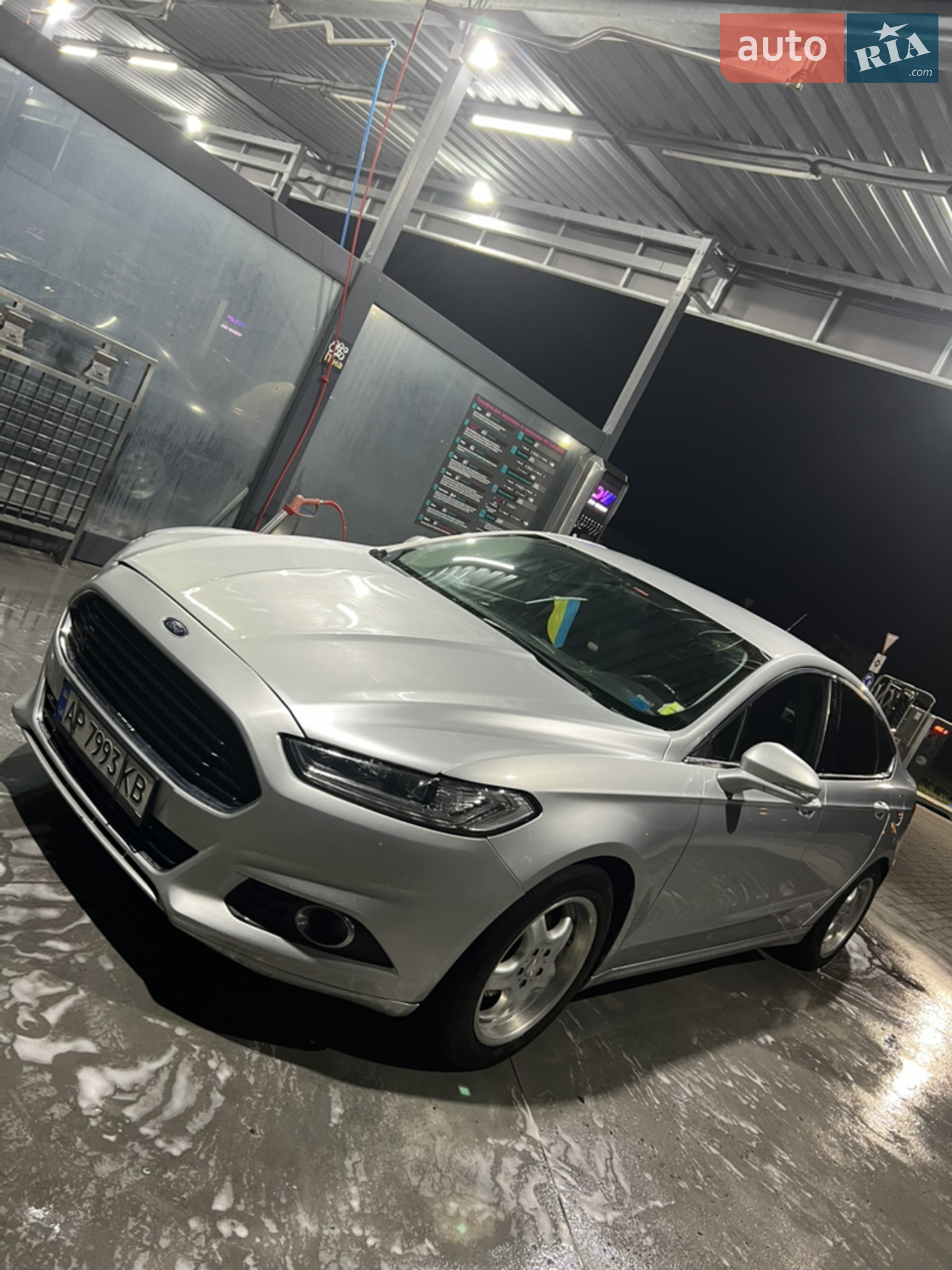 Ford Fusion, 2012