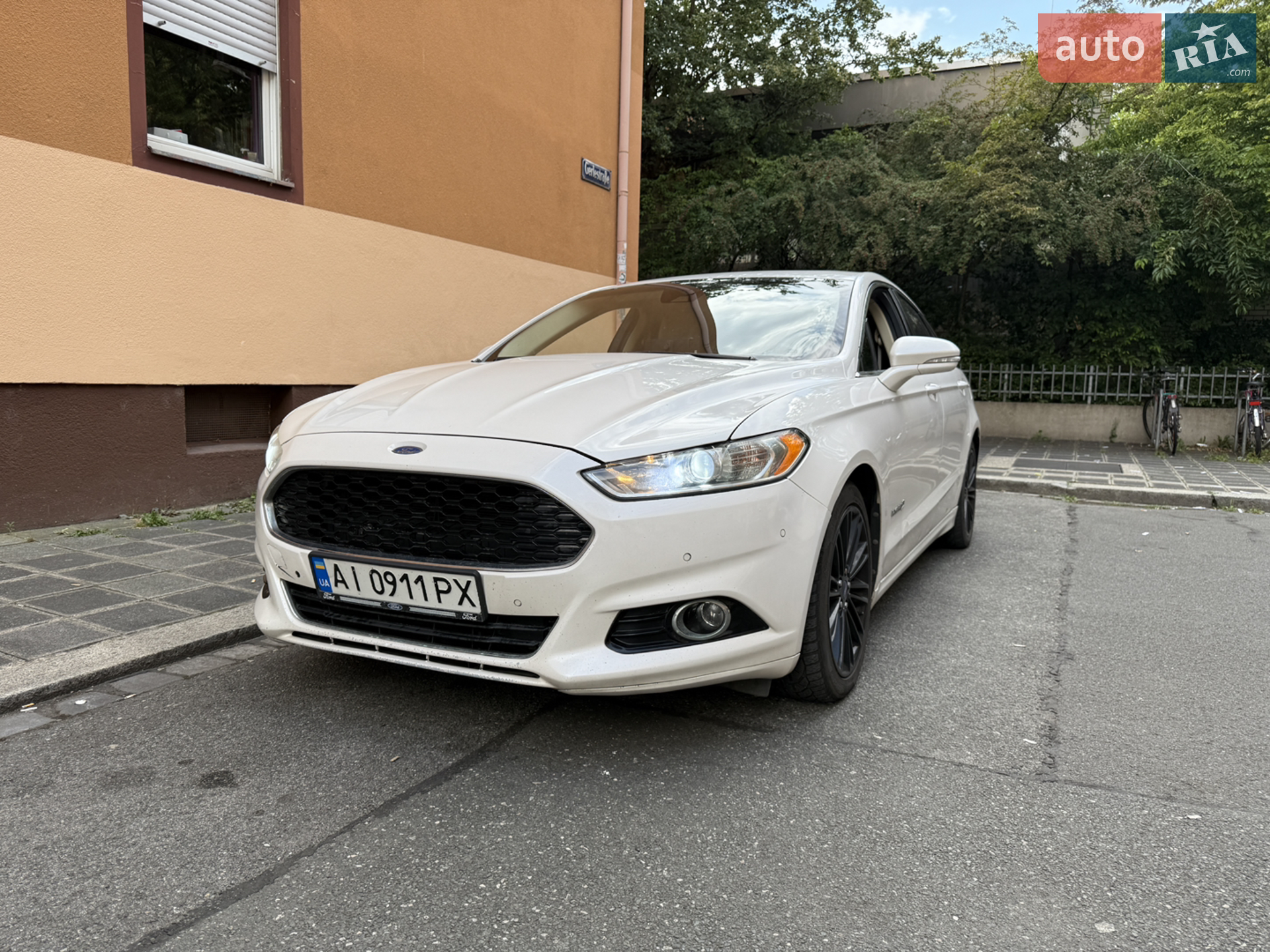 Ford Fusion, 2012