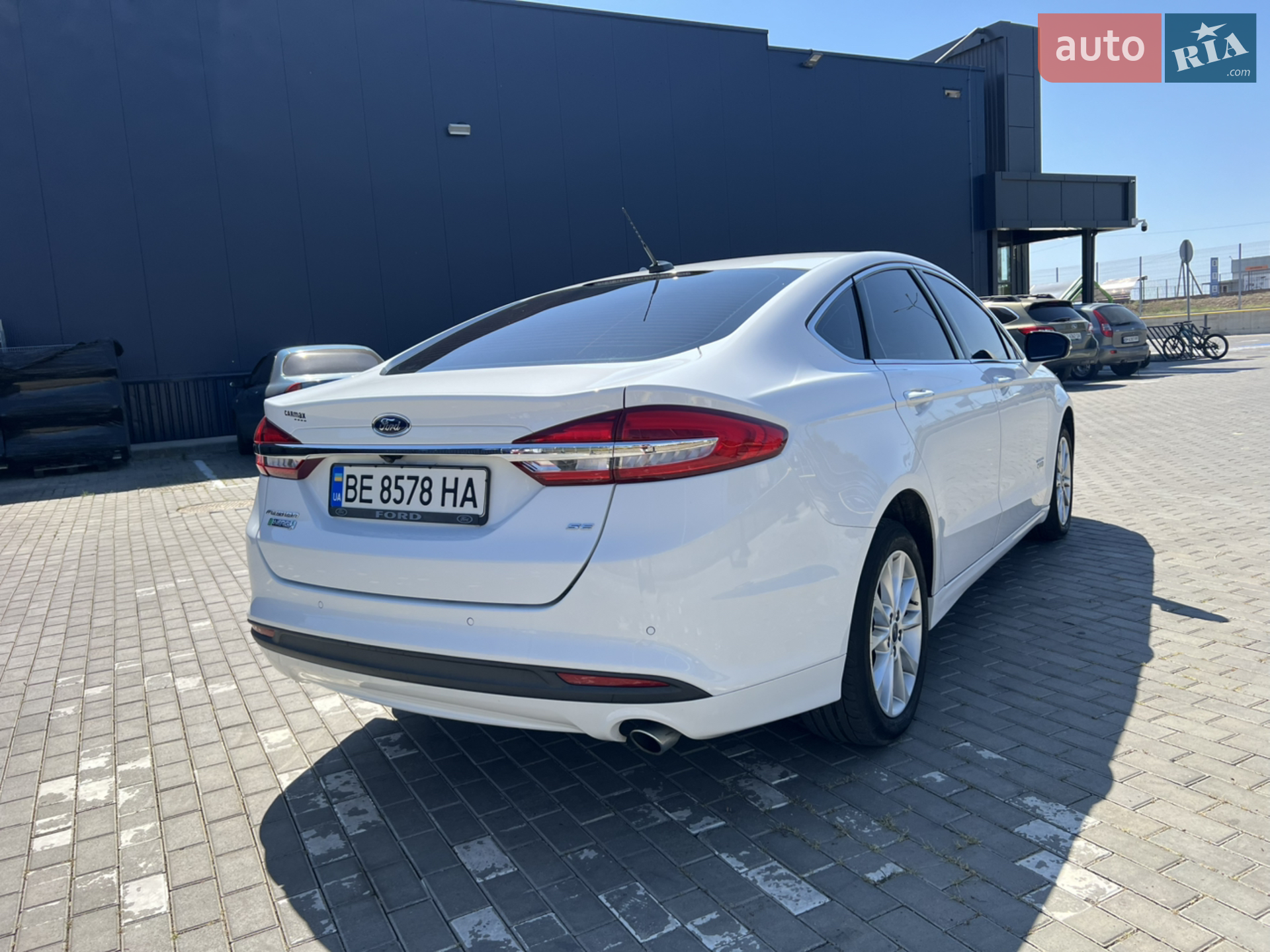 Ford Fusion, 2016