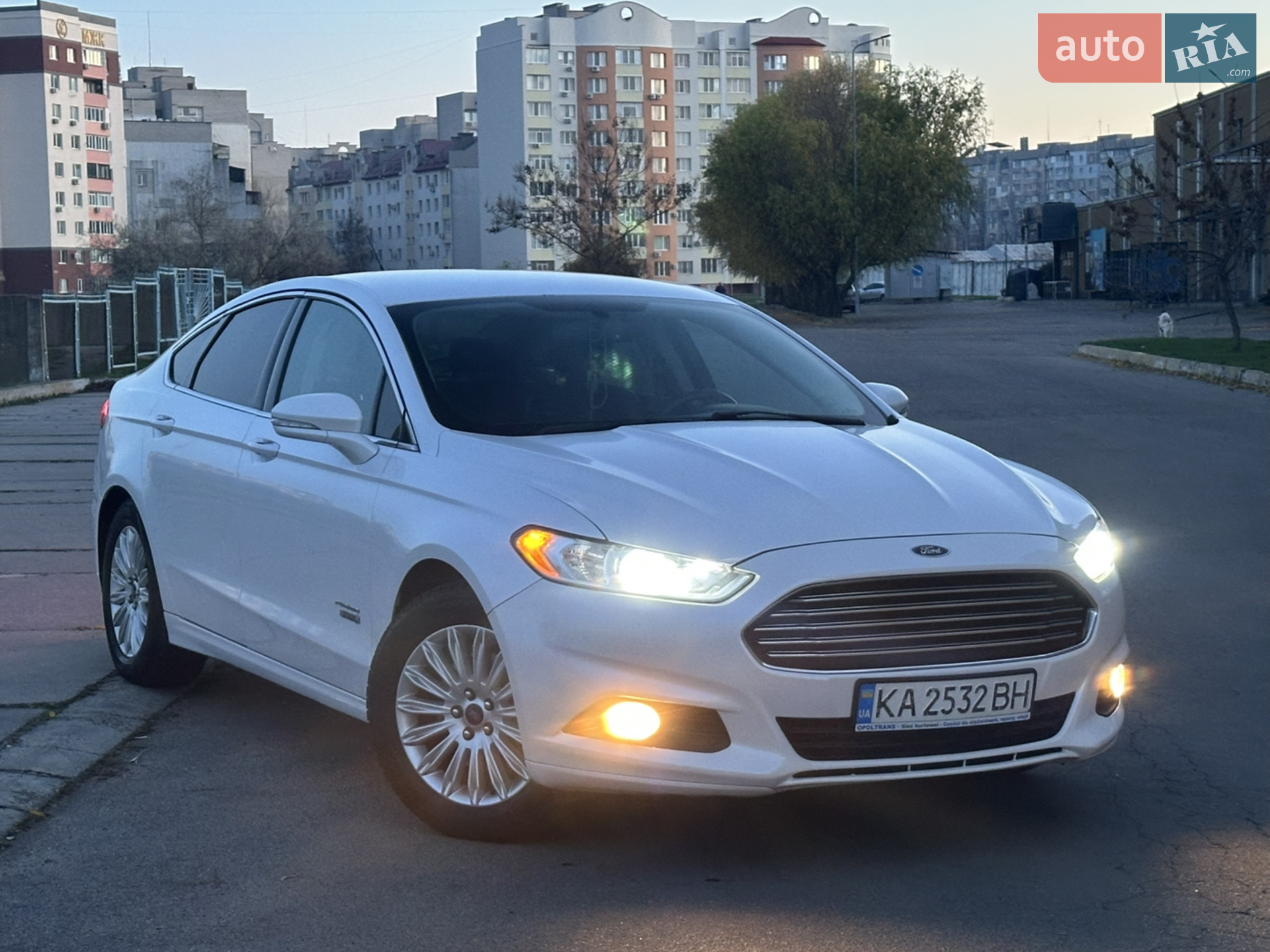 Ford Fusion, 2015