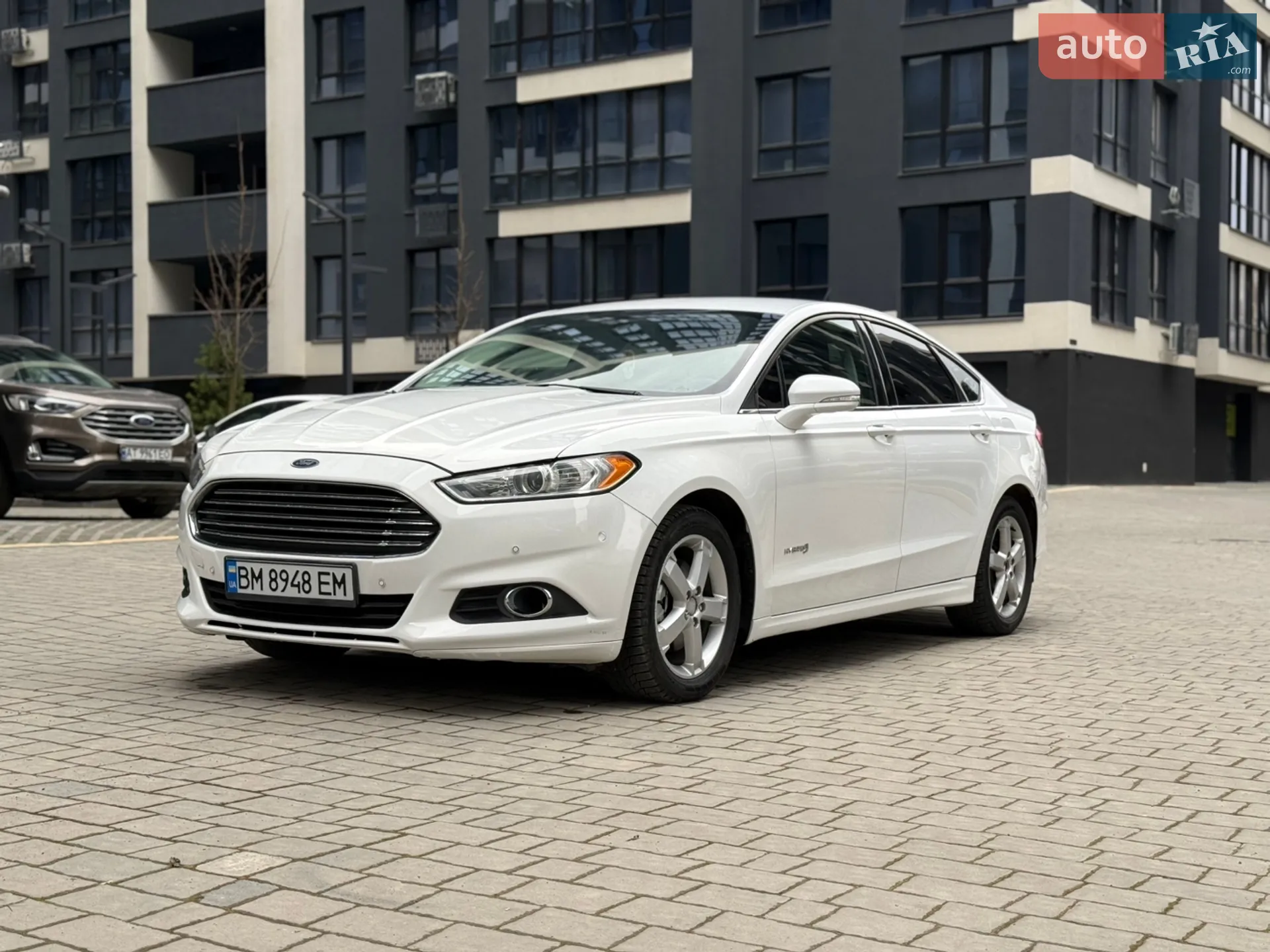 Ford Fusion, 2013