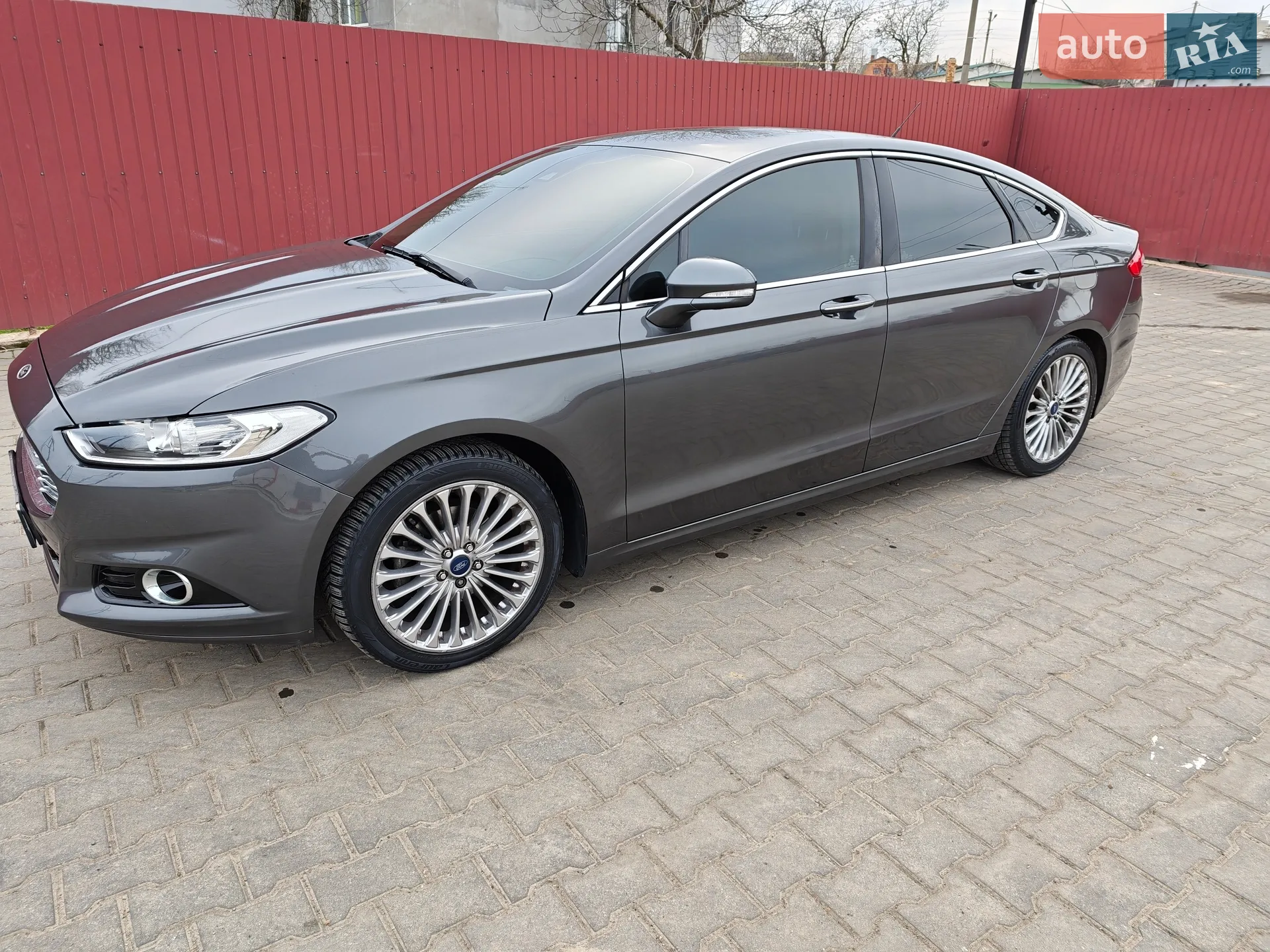 Ford Fusion, 2015
