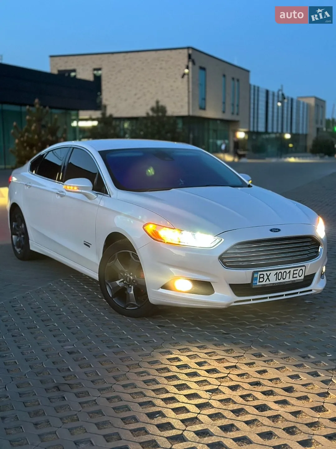 Ford Fusion, 2014