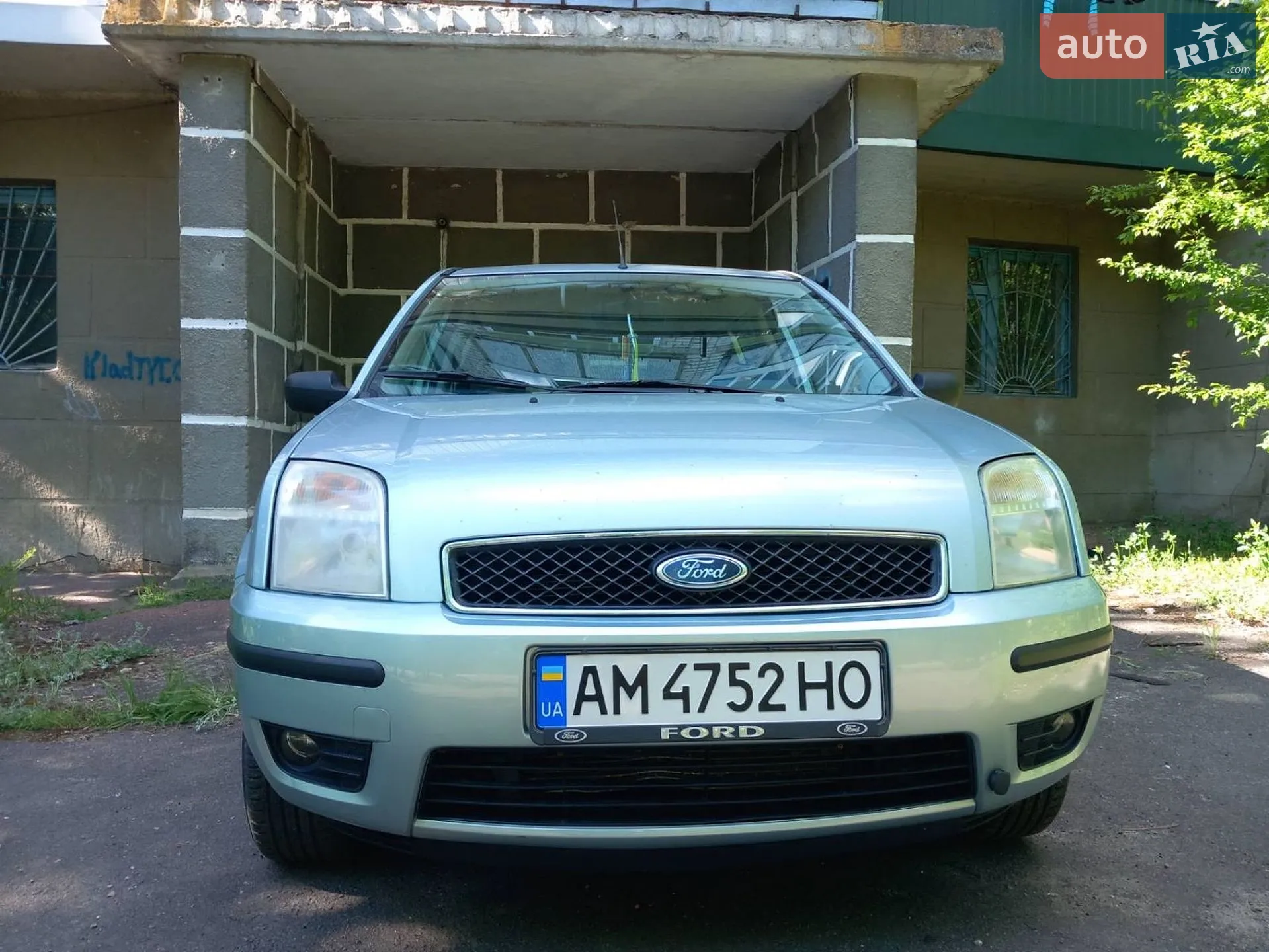 Ford Fusion, 2003