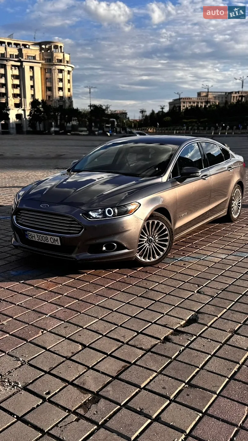 Ford Fusion, 2013