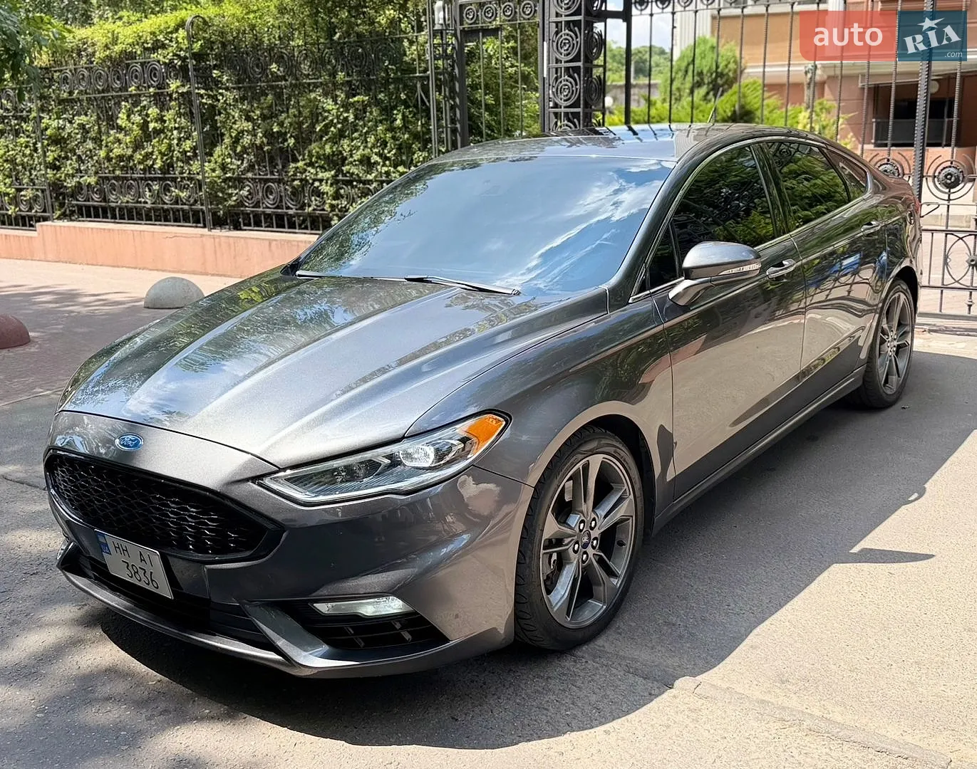 Ford Fusion, 2016