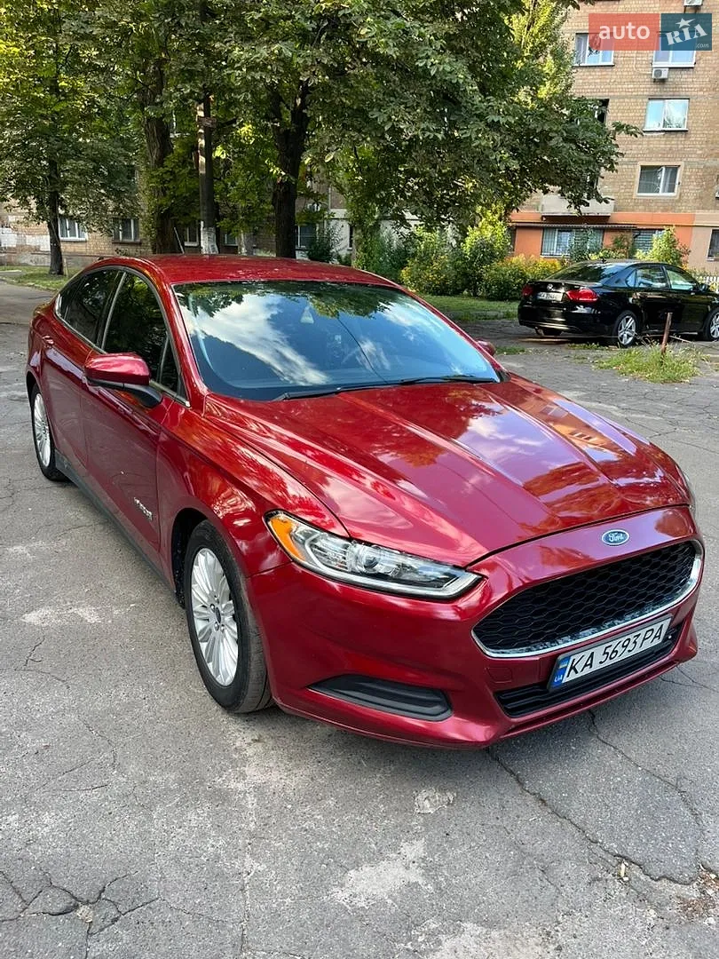 Ford Fusion, 2016