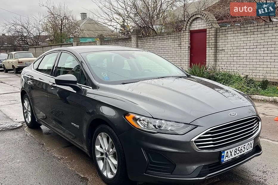 Ford Fusion, 2018