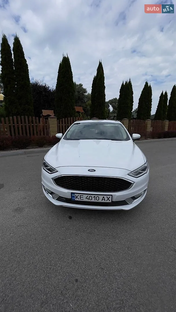 Ford Fusion, 2017