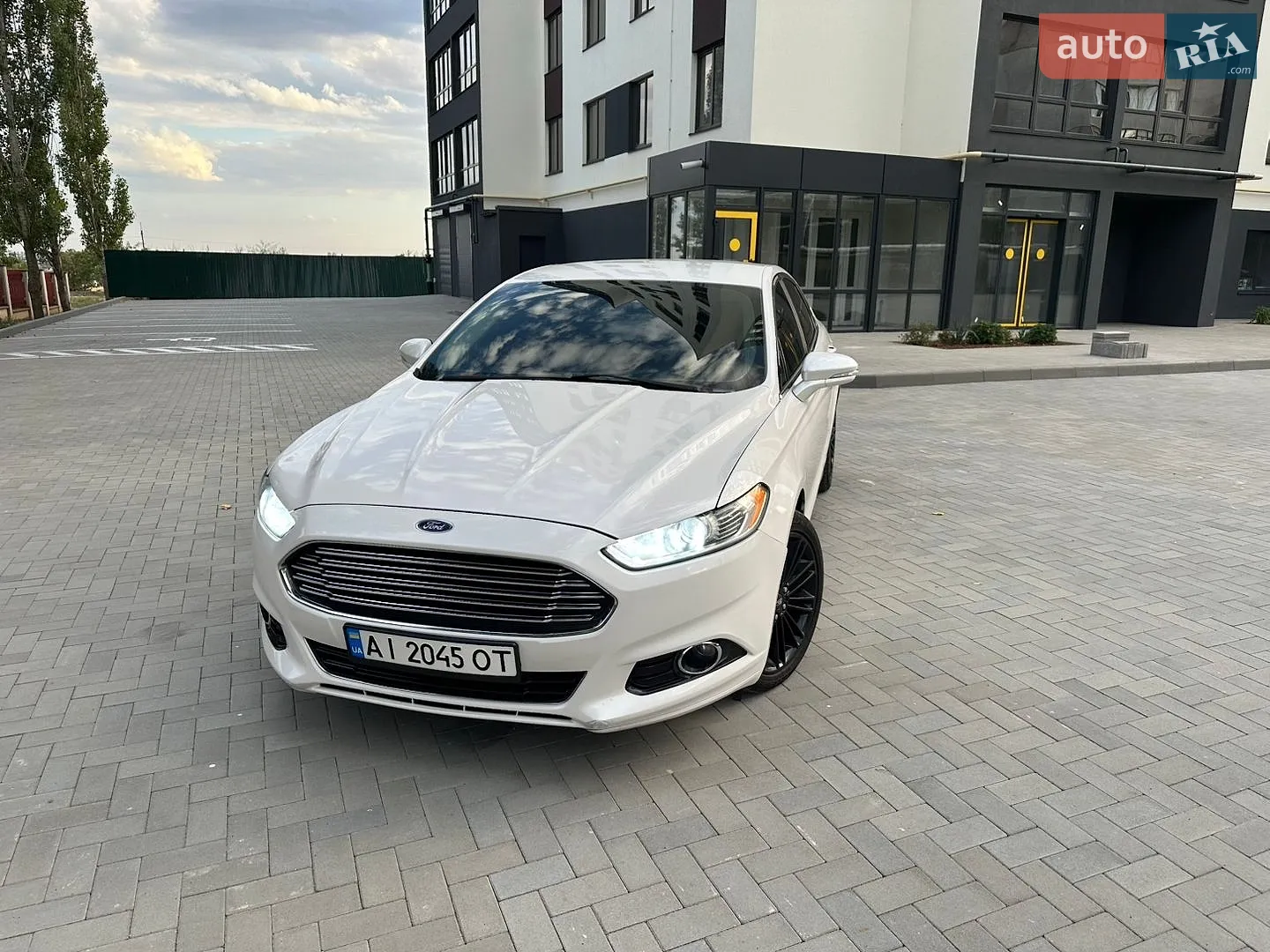 Ford Fusion, 2013