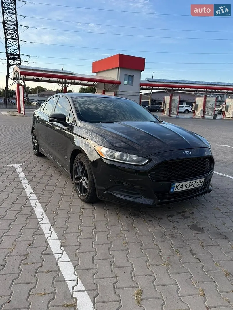 Ford Fusion, 2012