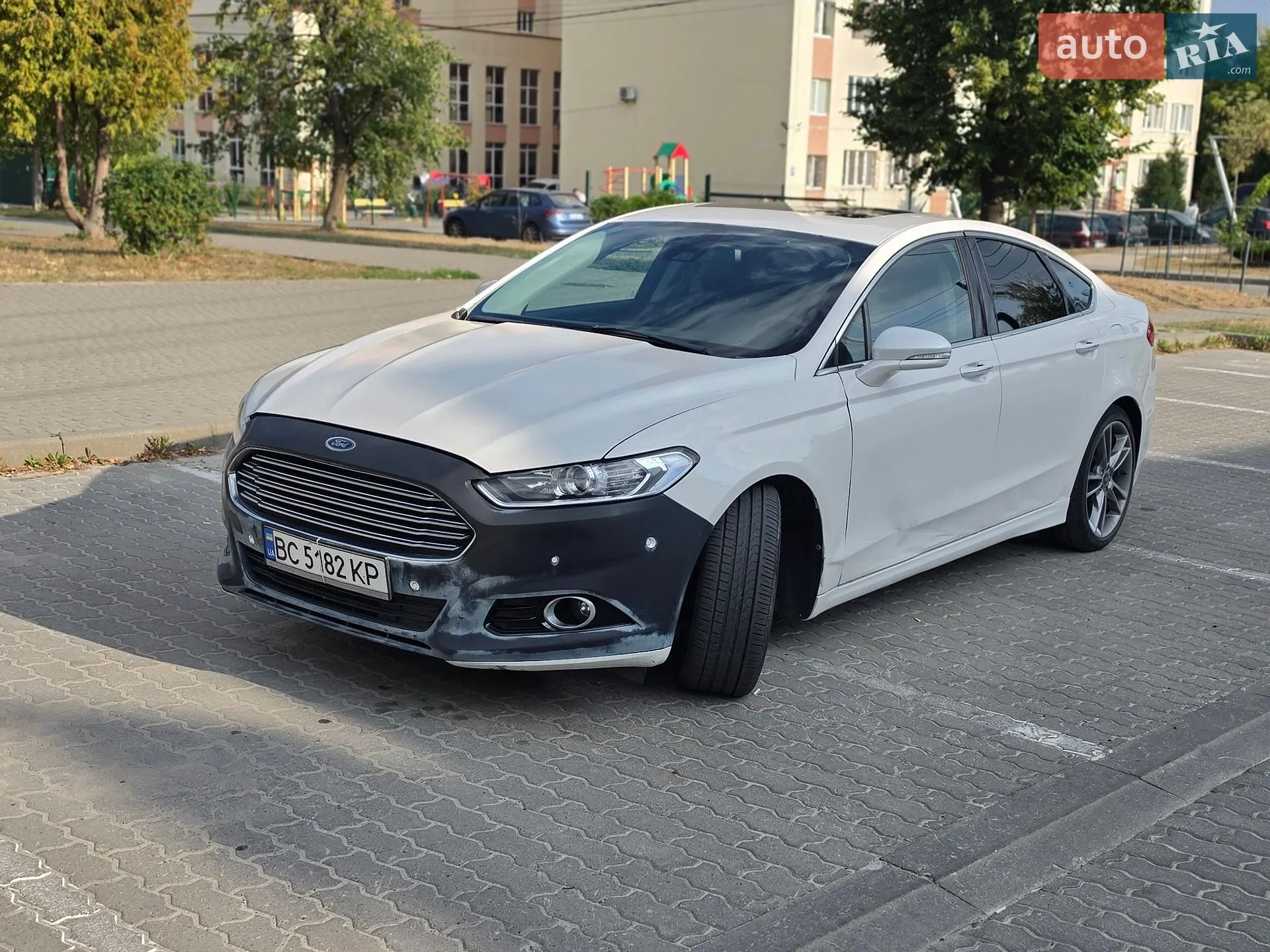 Ford Fusion, 2012
