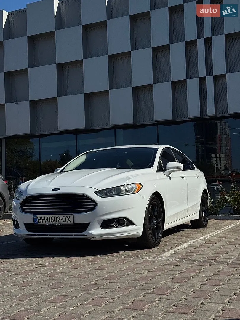 Ford Fusion, 2015
