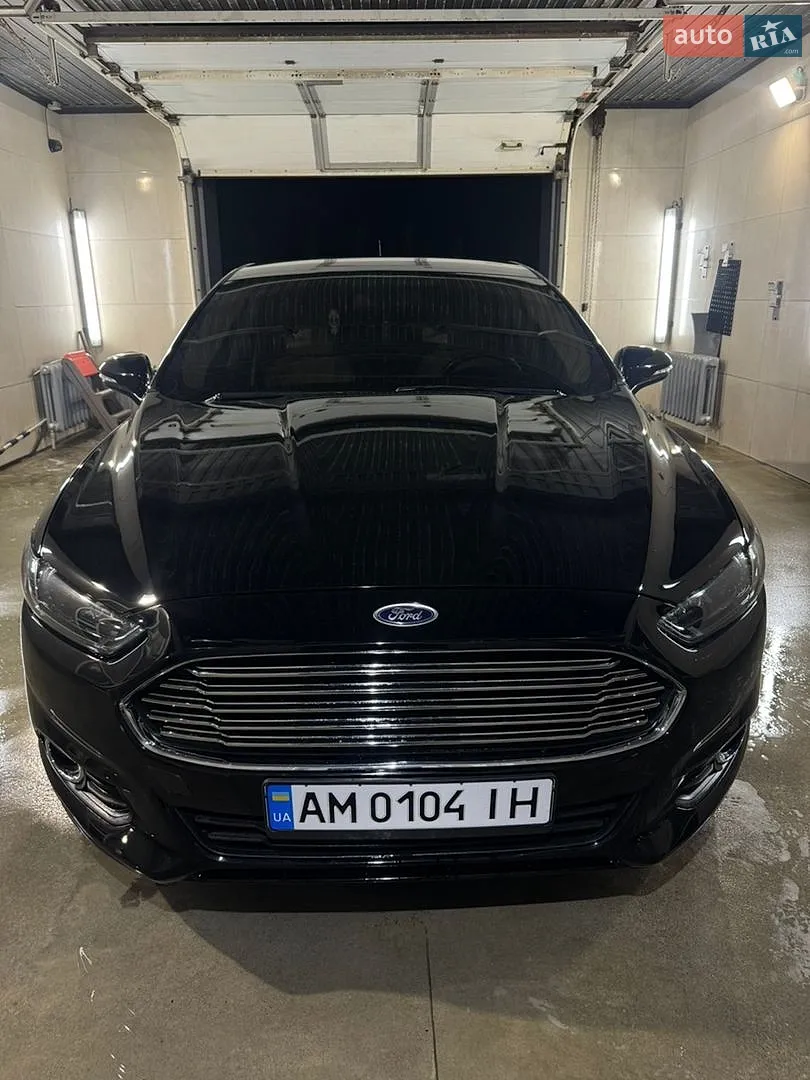 Ford Fusion, 2016