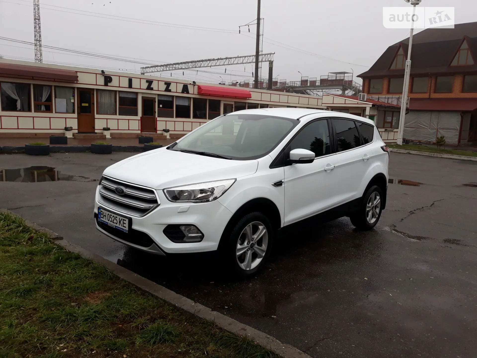 Ford Kuga, 2019