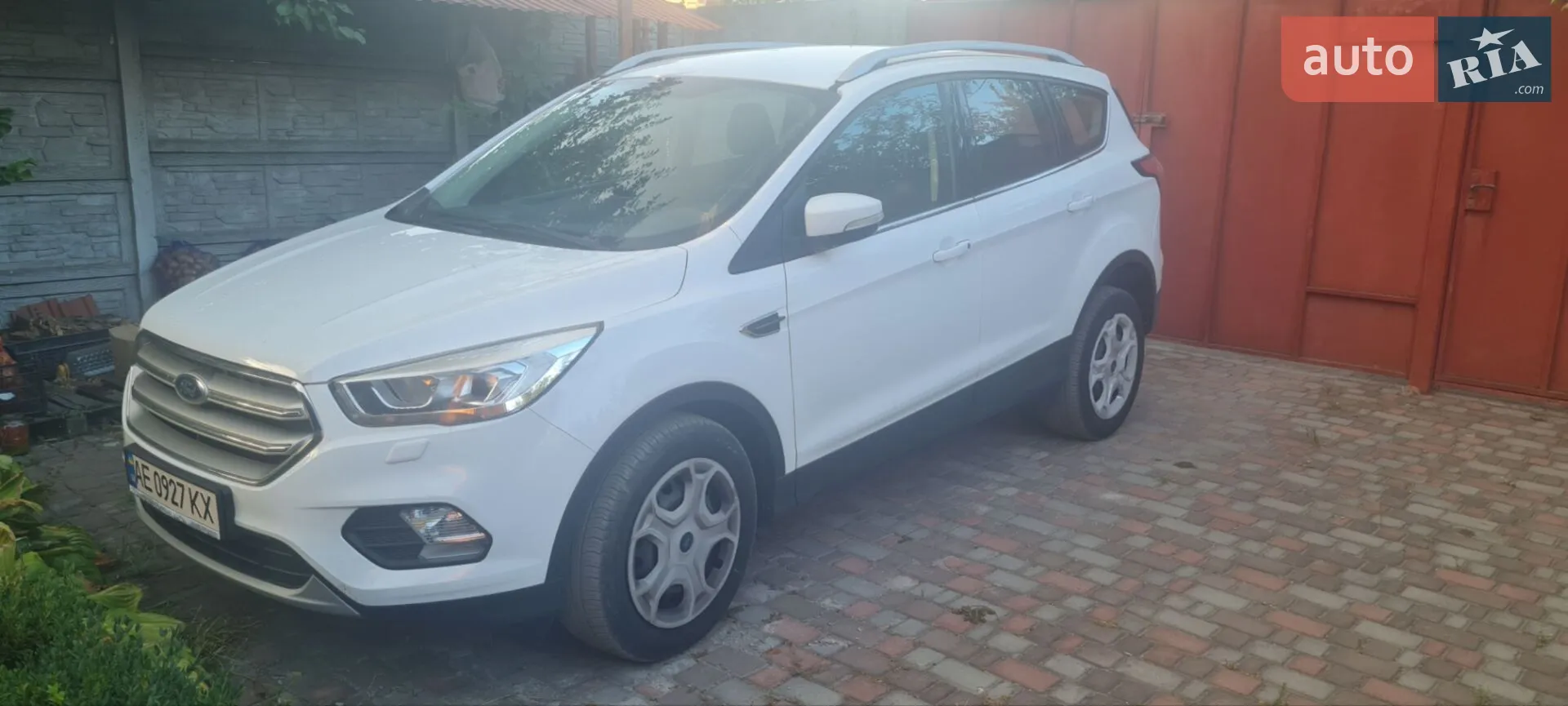Ford Kuga, 2019