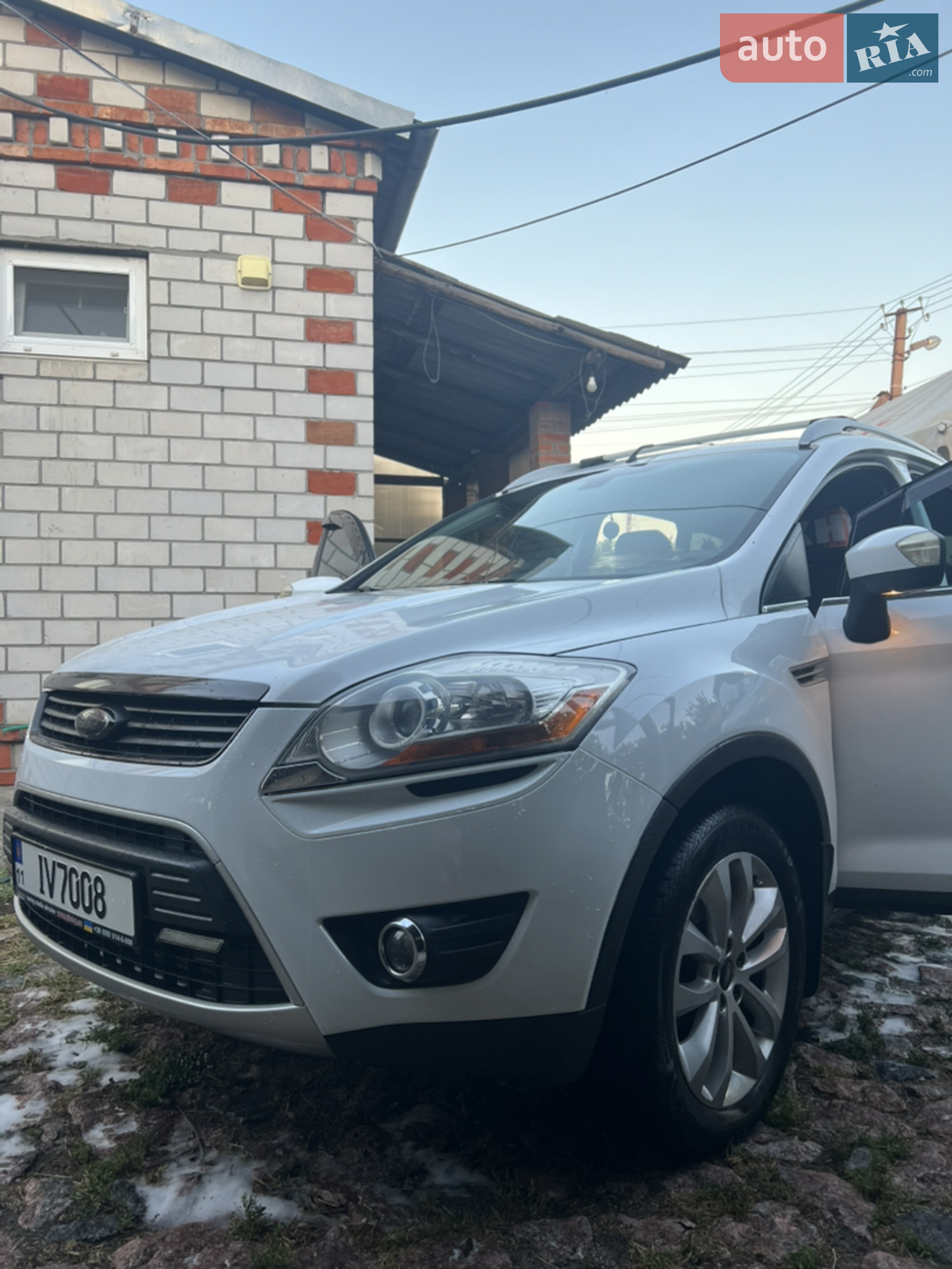 Ford Kuga, 2010