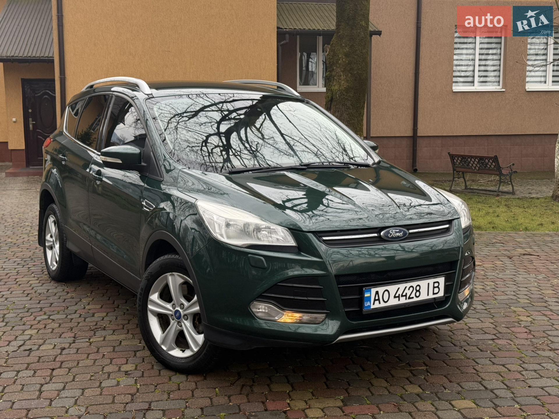 Ford Kuga, 2015