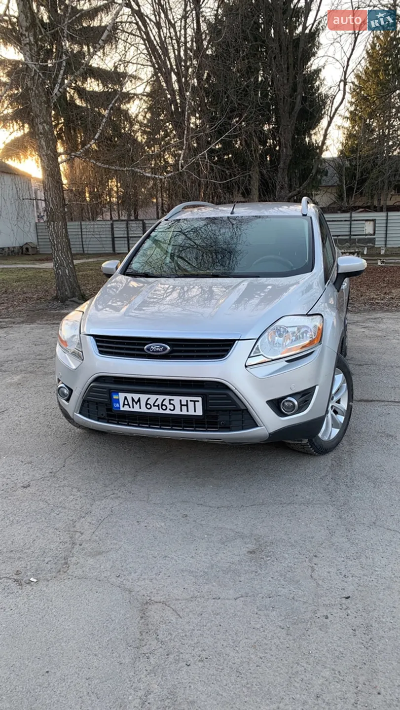 Ford Kuga, 2010