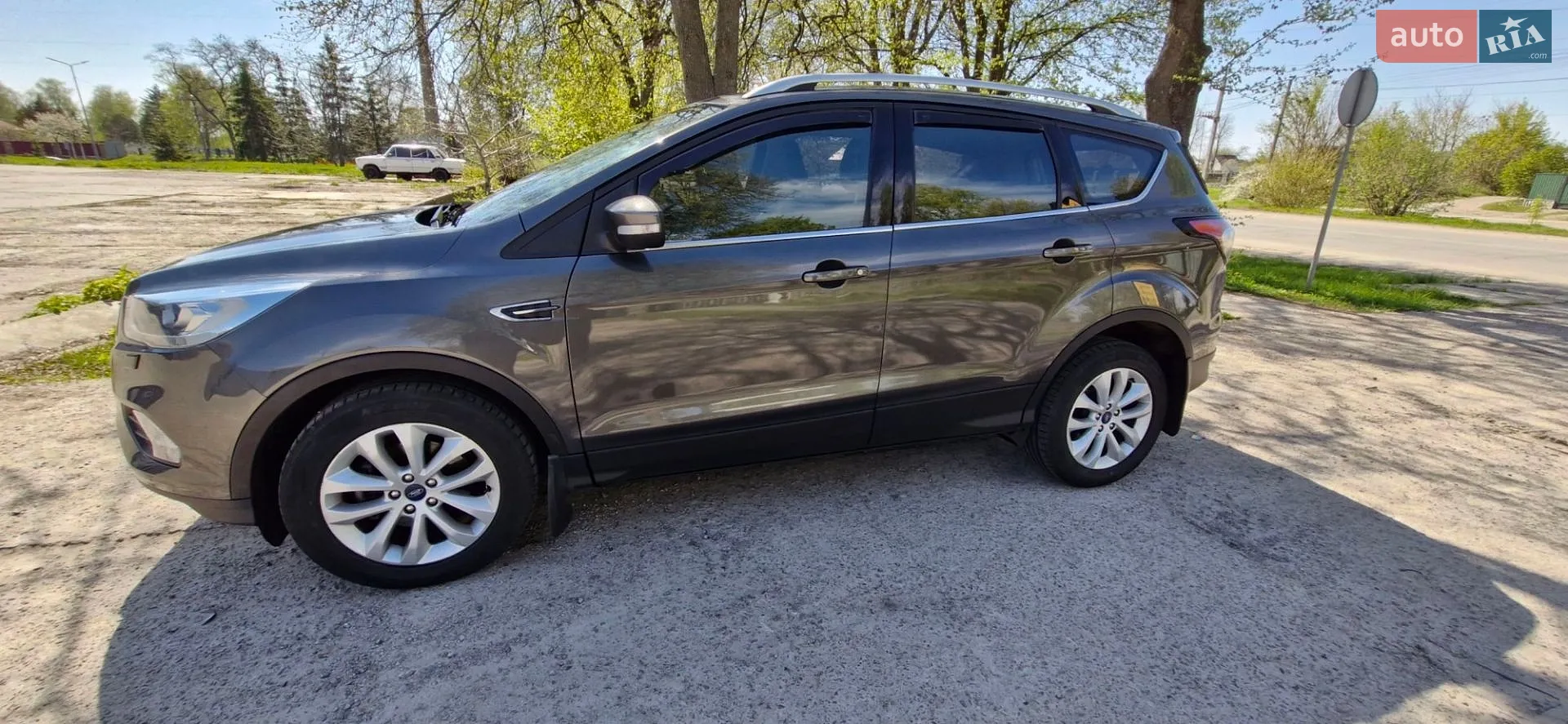 Ford Kuga, 2019