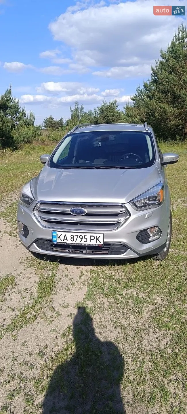Ford Kuga, 2017