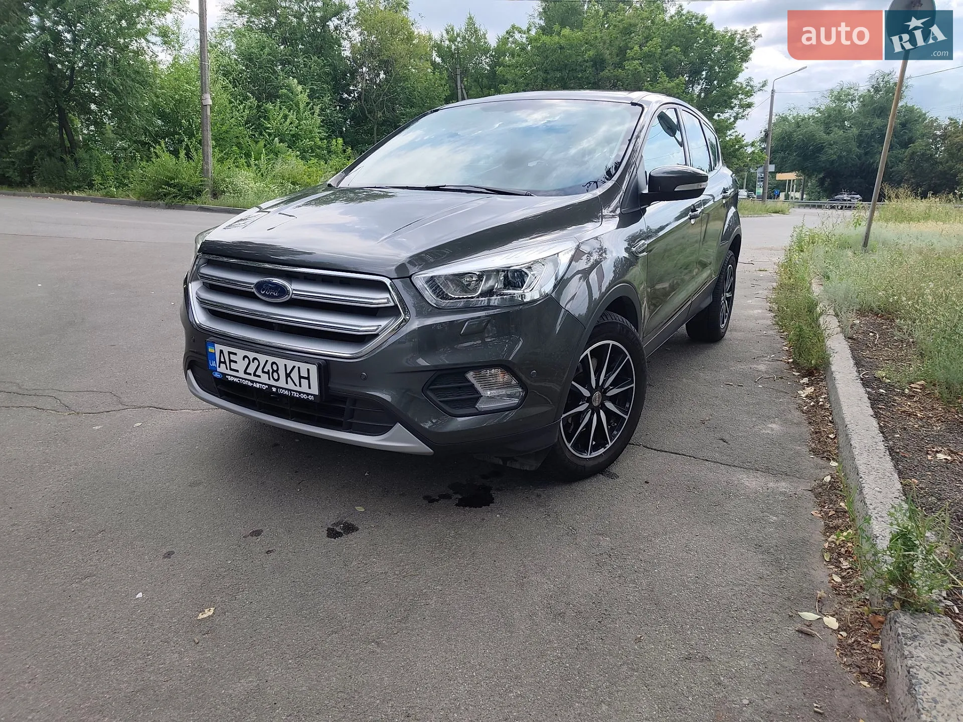 Ford Kuga, 2019
